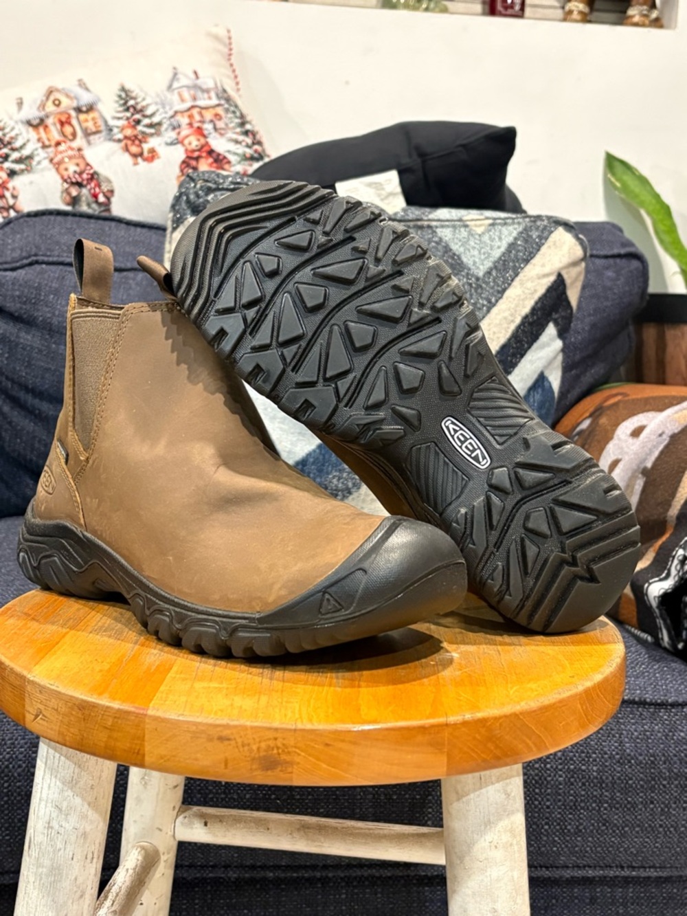 Keen Waterproof work boots men size 9.5